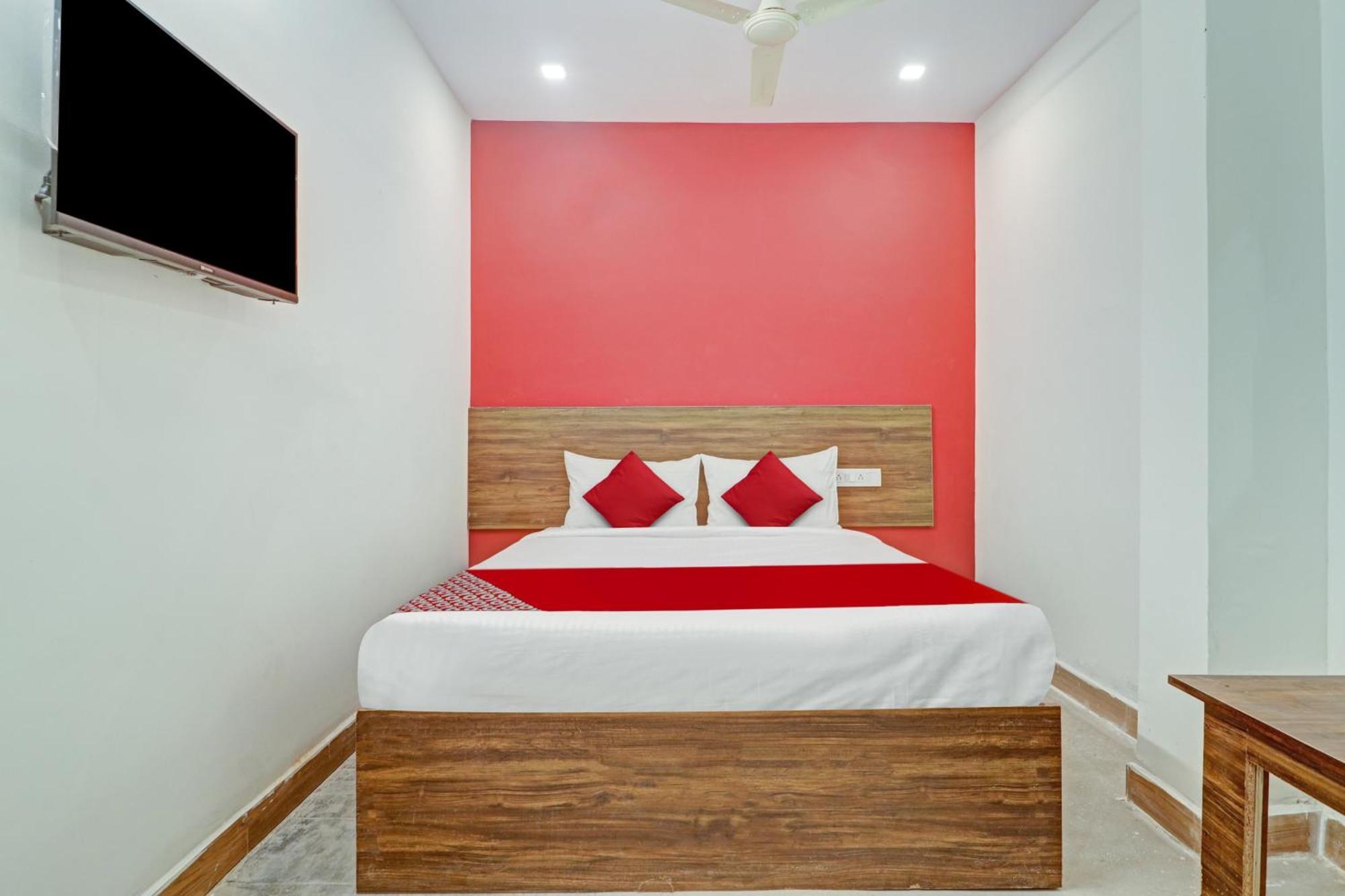 Hotel O Lavish Stay Sururnagar Kültér fotó