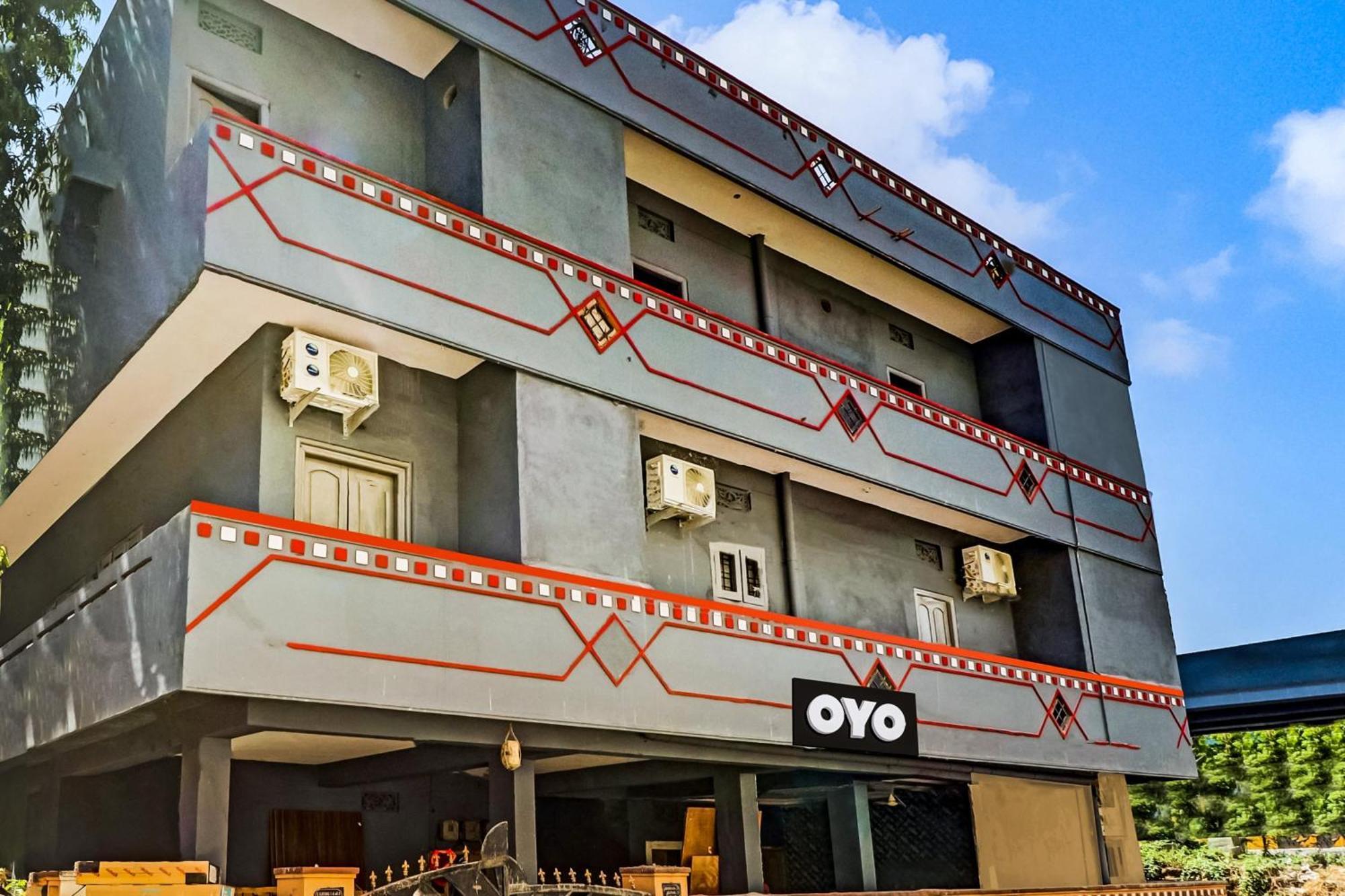 Hotel O Lavish Stay Sururnagar Kültér fotó